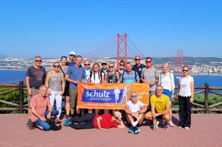 Unsere bestens aufgelegte Laufgruppe hat sichtlich Spaß