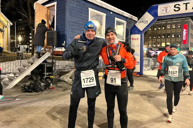 Top! Alle Läufe (M, HM, 10 & 5km) enden direkt vor unserem Hotel...