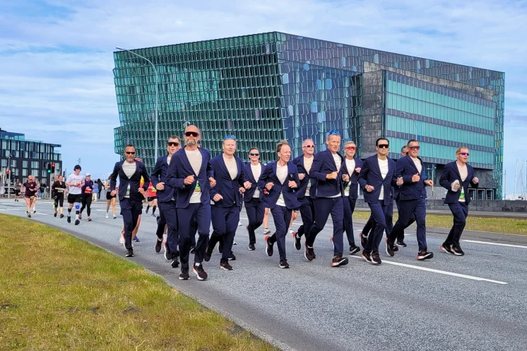 Für viele Isländer ist der Marathon ein Feiertag, entsprechend die Kleidung
