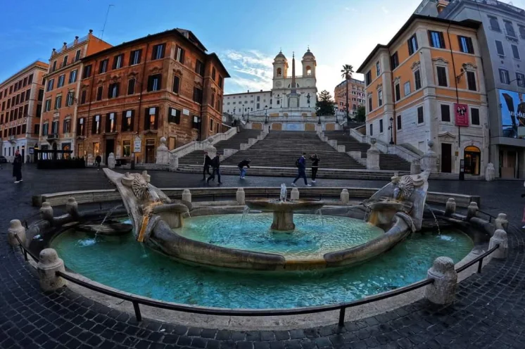 Die Spanische Treppe, die eigentlich eine französische ist