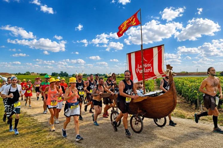 Jedes Jahr begeistert der Médoc-Marathon mit einem fantasievollen Motto