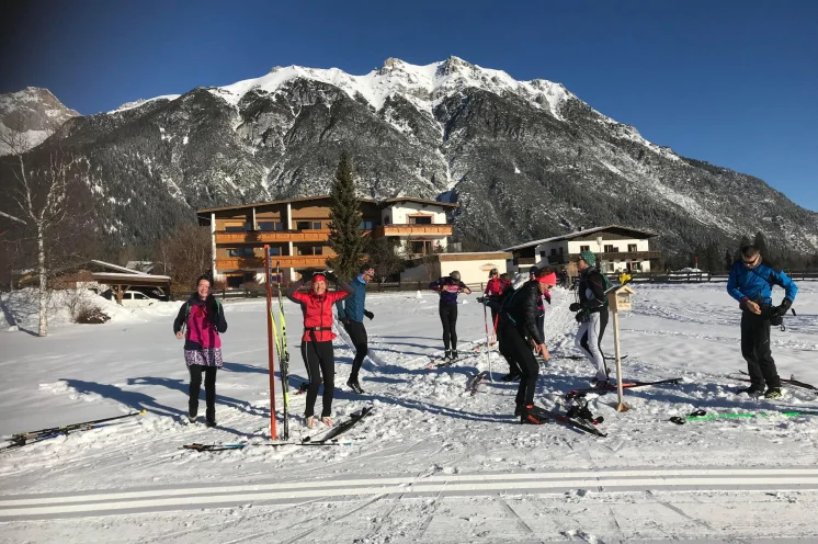 Unser Hotel Trofana in Leutasch liegt direkt am Loipeneinstieg