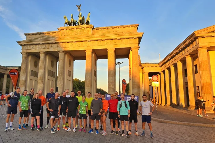 Am Tag vor dem Marathon: Gemeinsamer Morgenlauf zu den Highlights der Stadt