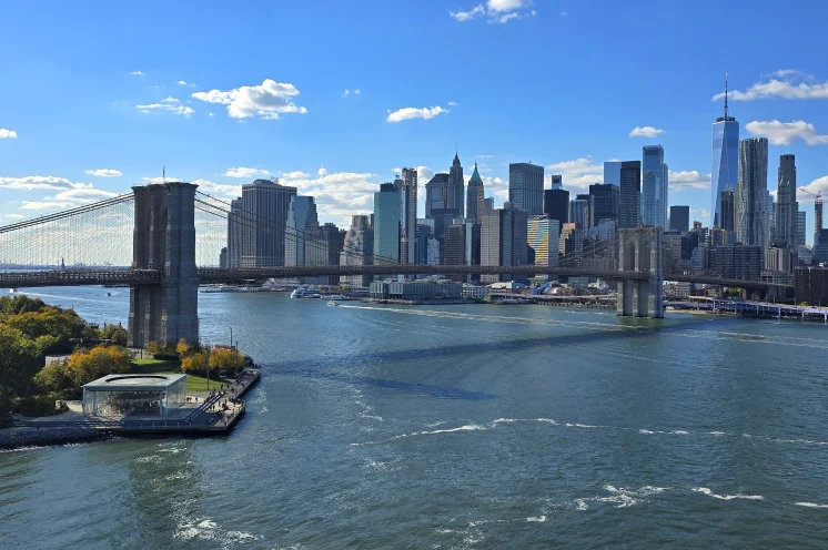 Bei unserer Manhattan Cruise lernt ihr die Skyline vom Wasser aus kennen