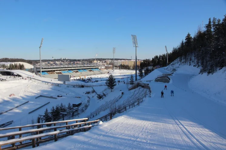  ... und ab ins Stadion von Lahti! Ein weltmeisterliches Gefühl!!!! 