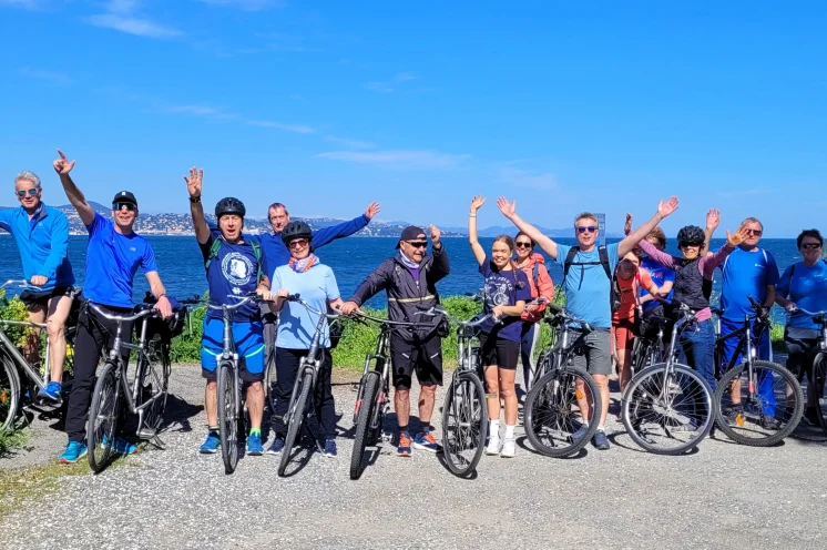 Am Tag vor dem Lauf radeln wir einen Teil der Marathonstrecke gemütlich ab...