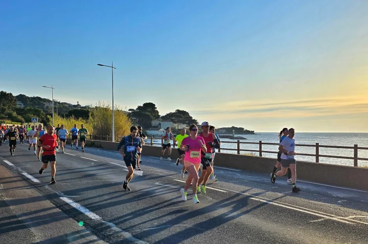 Herrlich – die Strecke verläuft oft direkt am Meer entlang