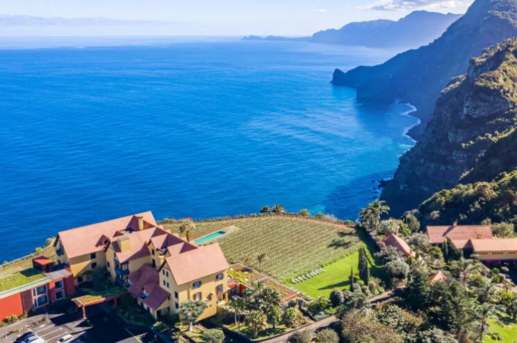 Sie übernachten in ausgewählten Hotels mit traditioneller Küche