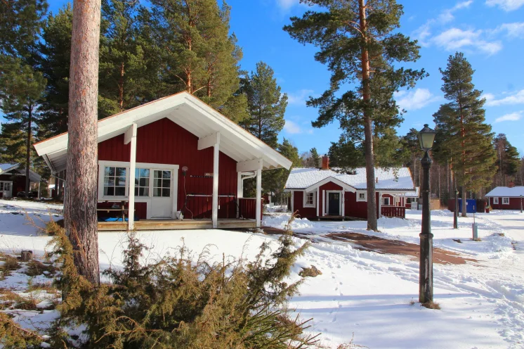 Unser "Basislager" -  das idyllisch gelegene Hüttendorf in Rättvik