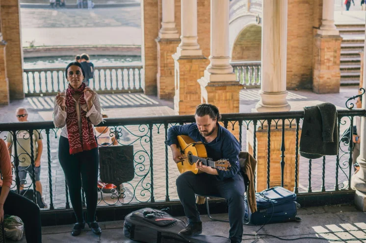 Spaniens Städte sind geprägt von Lebendigkeit, Fröhlichkeit und Miteinander