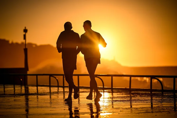 Eignet sich ideal für ein morgendliches "Hallo Wach" Läufchen bei Sonnenaufgang - die berühmte Promenade des Anglais