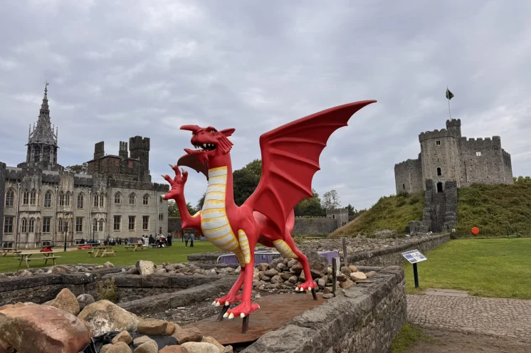 Der Start ist beim Cardiff Castle