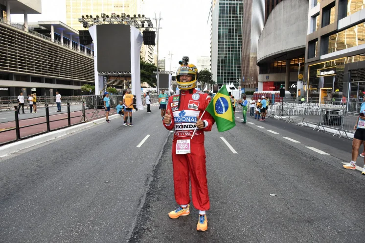 Viele Läufer sind kostümiert – ein buntes und schrilles Lauferlebnis ist somit garantiert