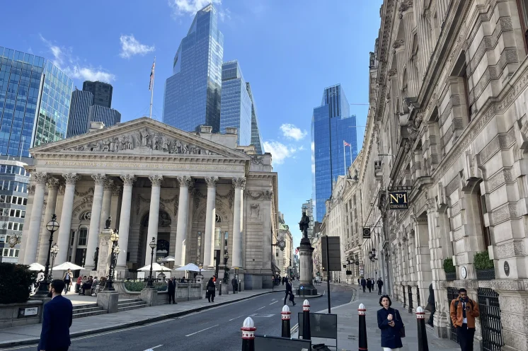 In London verschmelzen jahrhundertealte Bauwerke mit moderner Architektur
