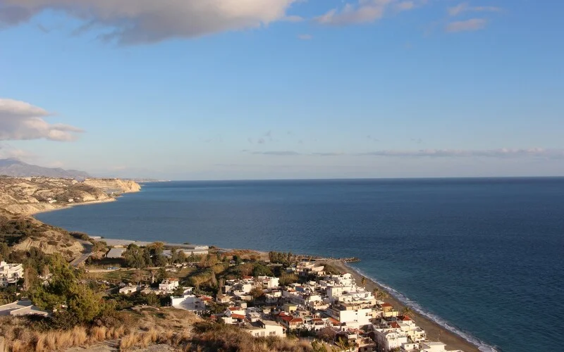Anreise nach Heraklion, Kennenlernen beim Begrüßungsessen in Mirtos