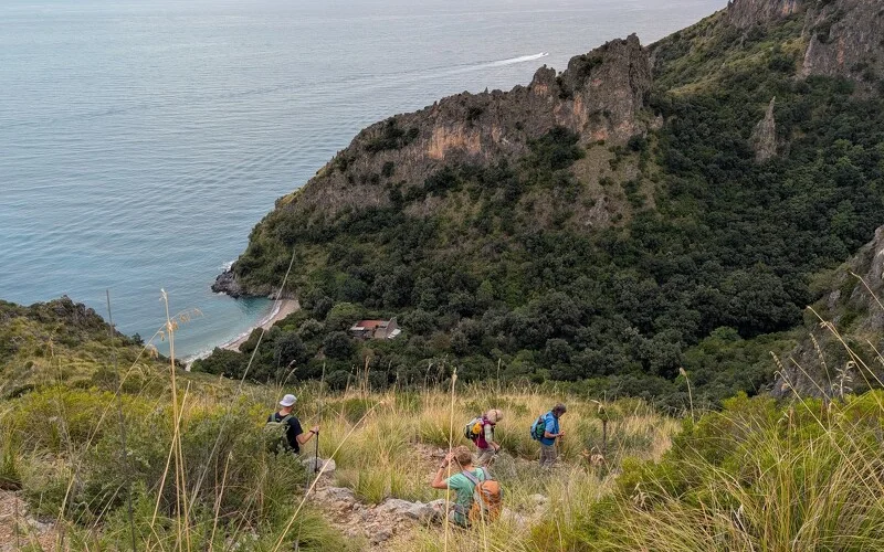 Schluchtenwanderung zur Spiaggia di Marcellino