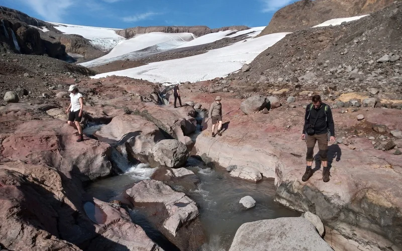 Wandern zum Gletscher Drangajökull