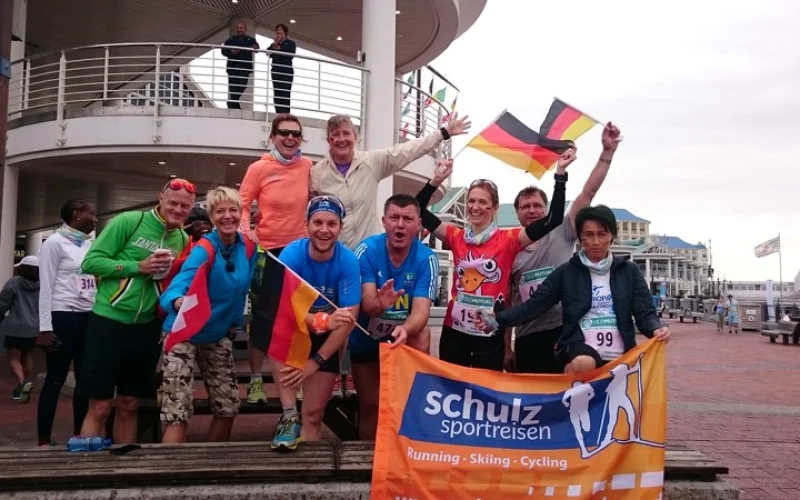 International Friendship Run (5 km) am Morgen, Winelands bei Stellenbosch am Nachmittag