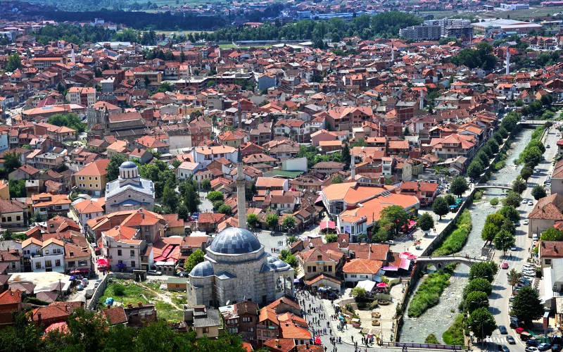 Kosovo–Albanien: Kosovos Kulturschätze und Fahrt zum Korab-Massiv