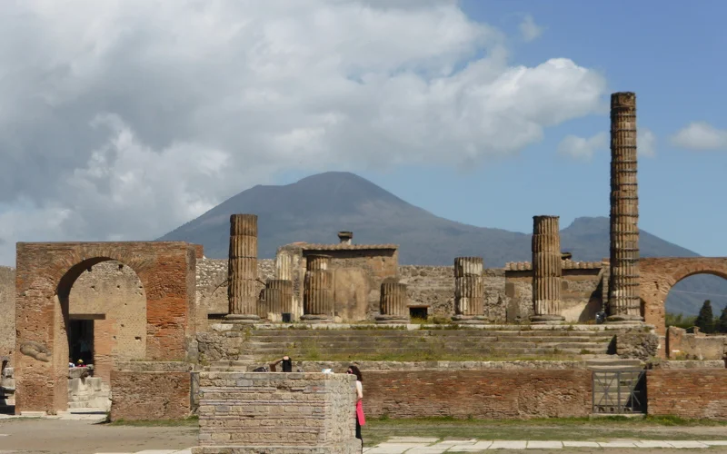 Zur freien Verfügung, optionaler Ausflug Pompeji