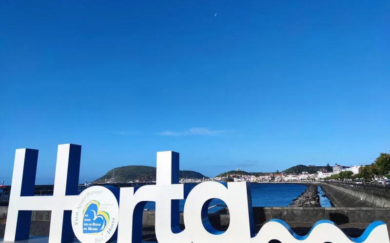 Flug nach Horta auf die Azoren und Begrüßungsessen