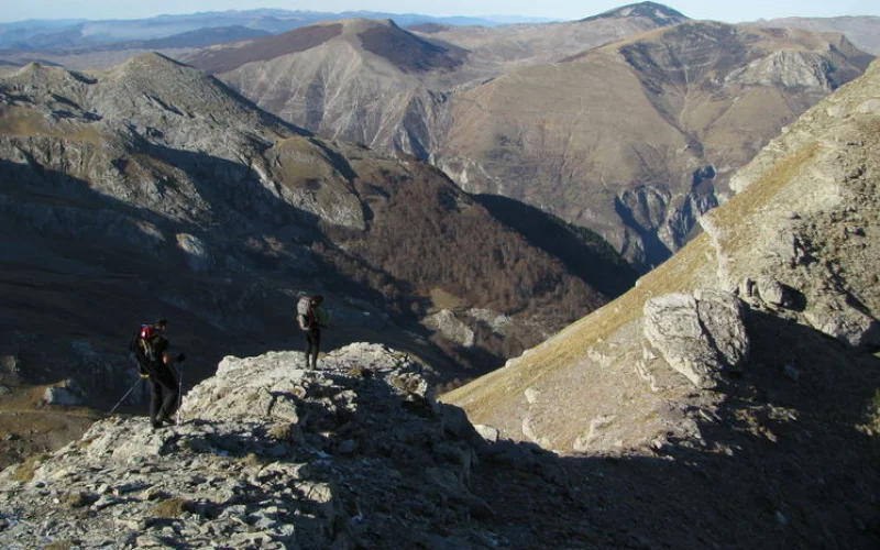 Die imposanten Visočica-Berge und Besteigung des Vito-Gipfels
