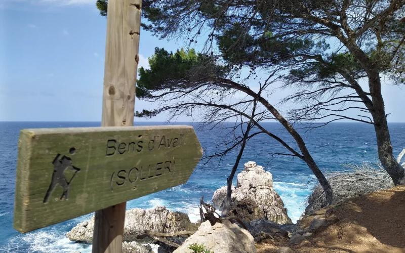Spaziergang durch Deia und Küstenwanderung nach Sóller