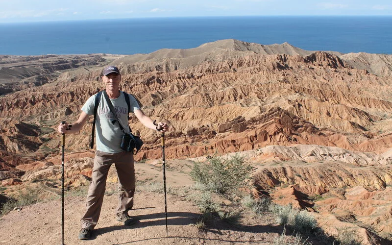 Wanderung in der Jeti-Oguz-Schlucht und Besuch des Skazka-Canyons