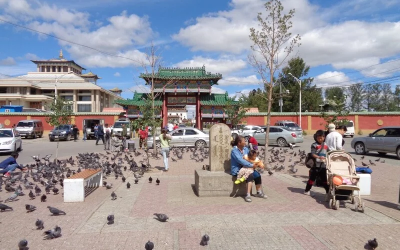 Fahrt nach Ulaanbaatar, Freizeit und Abschiedsessen