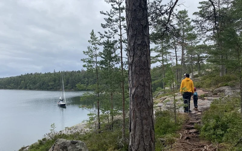 Wanderausflug Geta Berge und Fahrradtour Kvarnbo–Stallhagen–Mariehamn