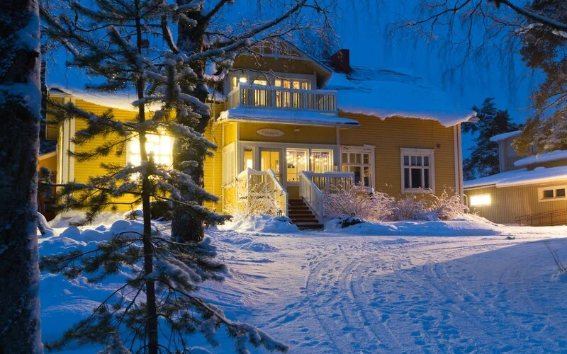 Skitour Hyvärilä oder Stadtrundgang Nurmes und kleine Shoppingtour