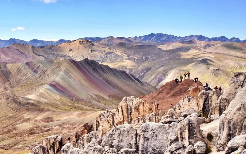 Wanderung zum Regenbogenberg und Spaziergang durch Cusco
