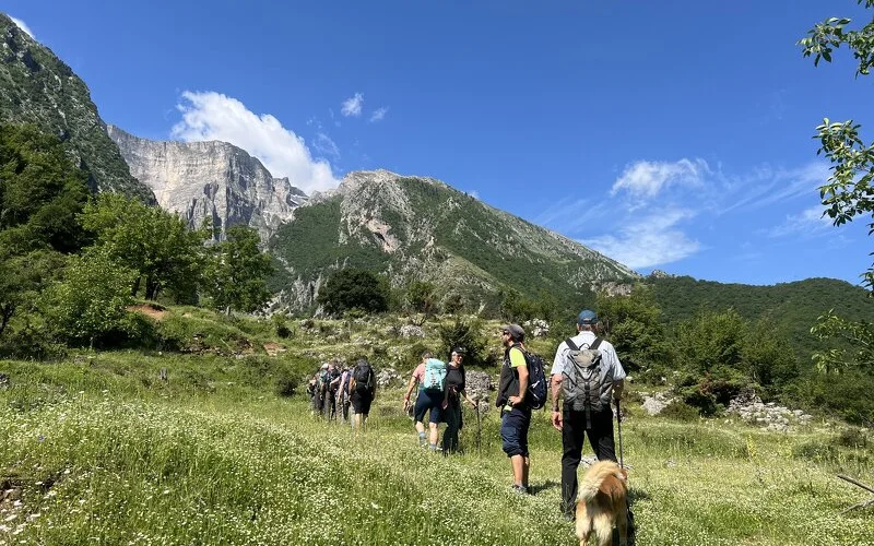 Wanderung zum Wasserfall Sopoti und Fahrt nach Berat