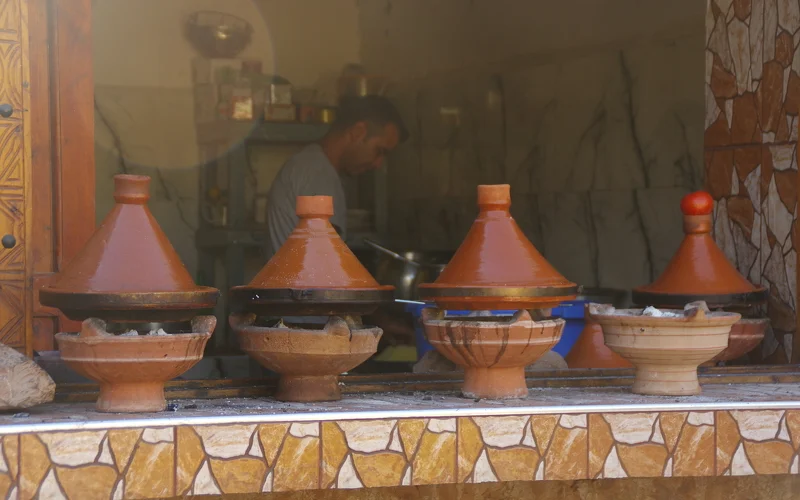 Tétouan, das Kochwunder Tajine und die Blaue Stadt Chefchaouen
