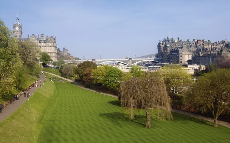 Anreise nach Edinburgh und Fahrt nach Glencoe