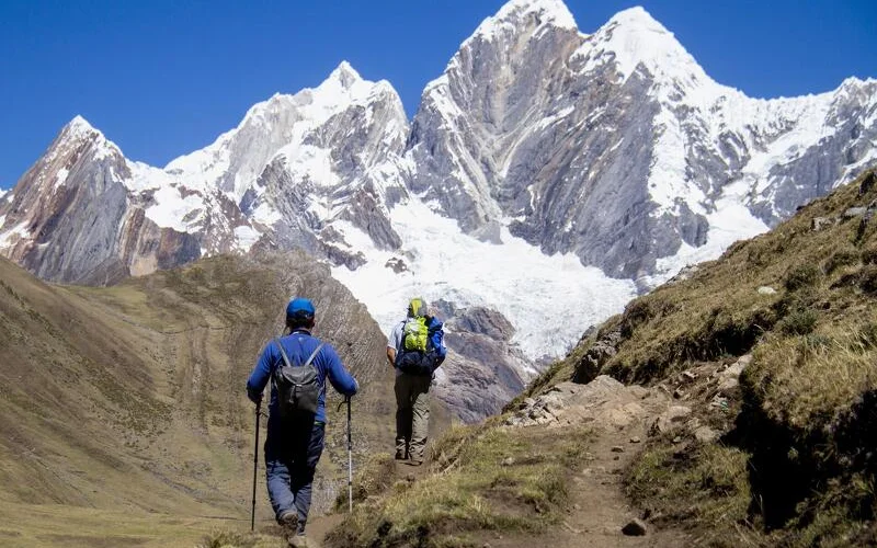 Wanderung mit Blick zum Alpamayo und optinaler Aufstieg zum Basislager