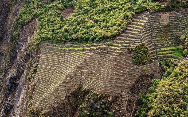 Wanderung zur versteckten Anlage von Choquequirao